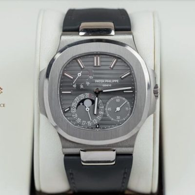 Patek Philippe Nautilus 5712G-001   Like New