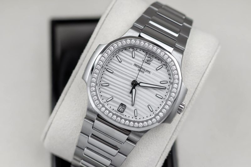 Patek Philippe Nautilus 7118/1200A-010 Steel   Brand New