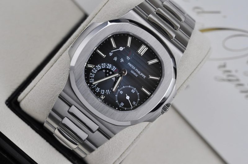 Patek Philippe Nautilus 5712/1A-001