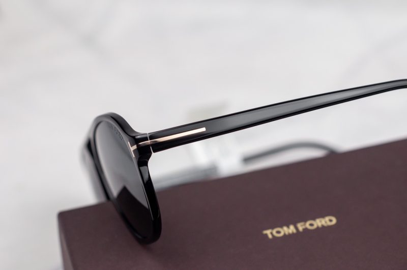 Kính Tom Ford TF756-57-01A